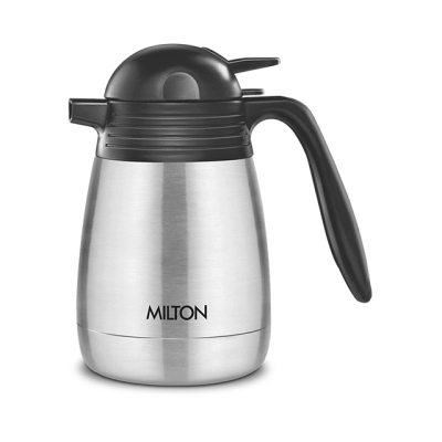 THERMOSTEEL CARAFE